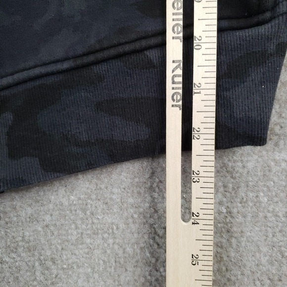 Lululemon Scuba Hoodie Womens Size 8 Gray Camo Print Full Zip Thumbholes - Picture 4 of 9